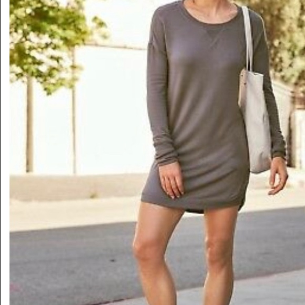 ATHLETA - NWT comfy, adorable Recharge Dress